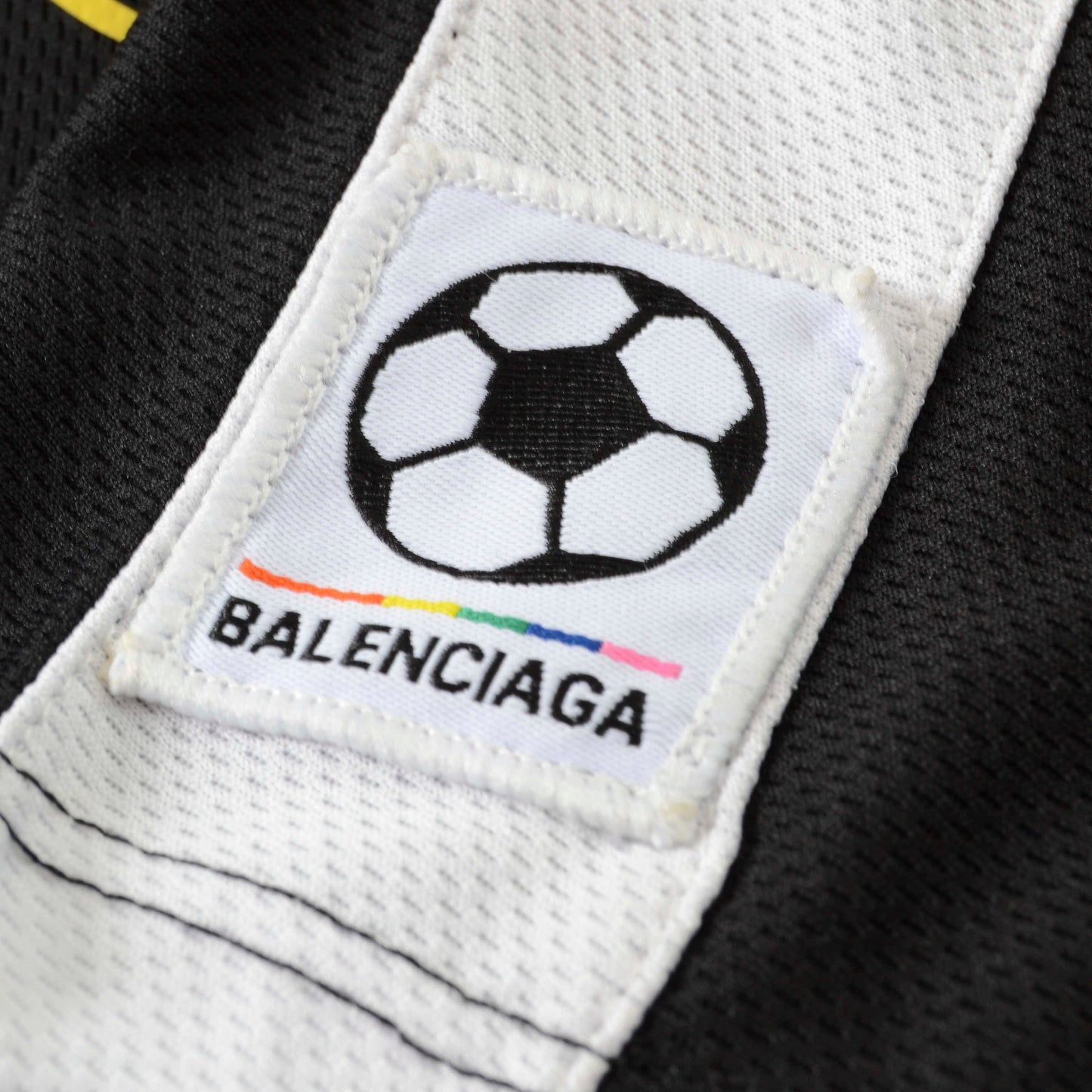 Camiseta Balenciaga Soccer Preta