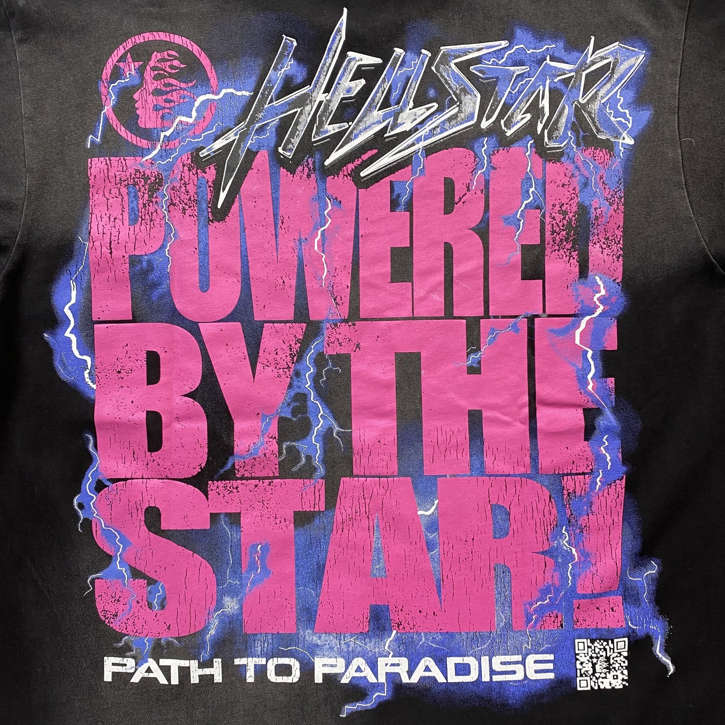 Camiseta Hellstar Powered By The Star - FW23