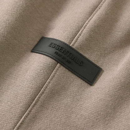 Bermuda Fear of God Essentials Marrom