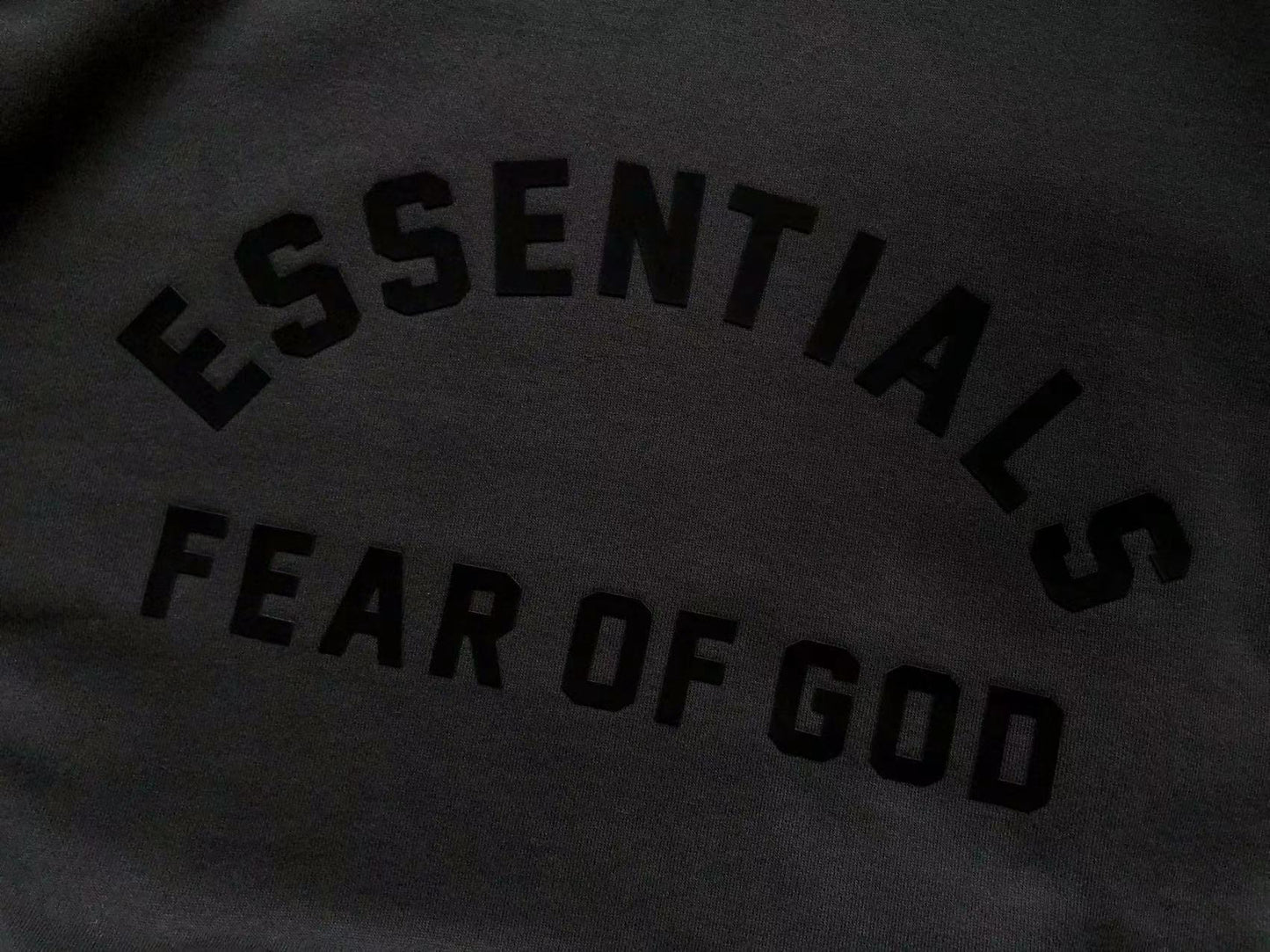 Moletom Fear of God Essentials Preto