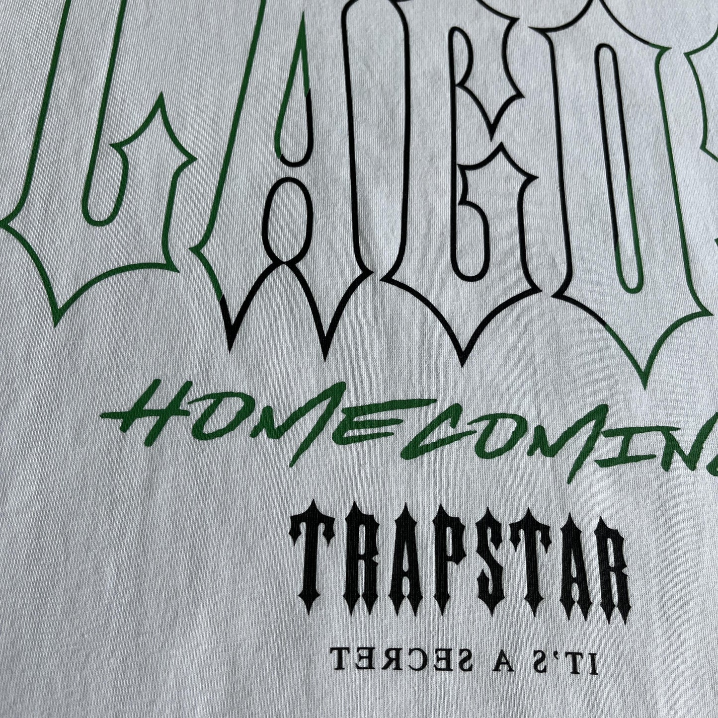 Camiseta Trapstar x Homecoming